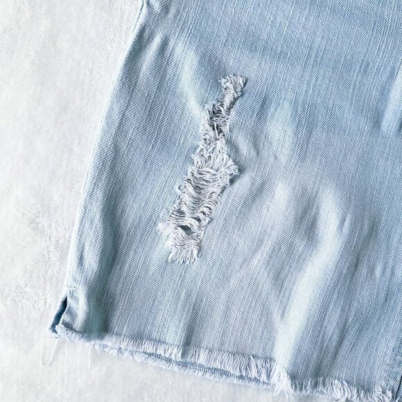 Women's Tilt Denim Shorts | Light Blue Wash | Distressed | Size 7 | Stretch - Picture 9 of 16